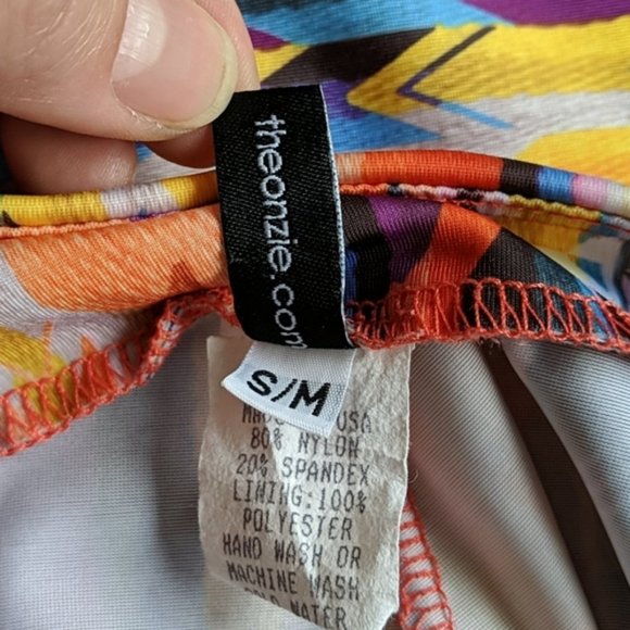 Onzie Aztec Tribal Cropped Leggings - S/M - Picture 3 of 4